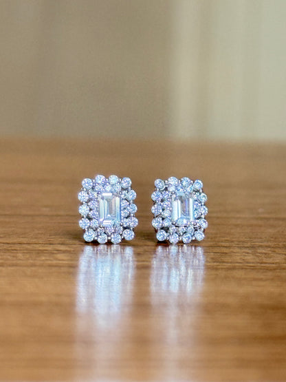 The Sistora 'Royal Glare' Emerald-Cut Halo Studs (925 Silver)