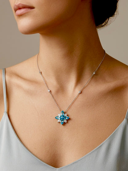The Sistora 'Ice Blossom' Blue Ice-Cut Flower Pendant (925 Silver)