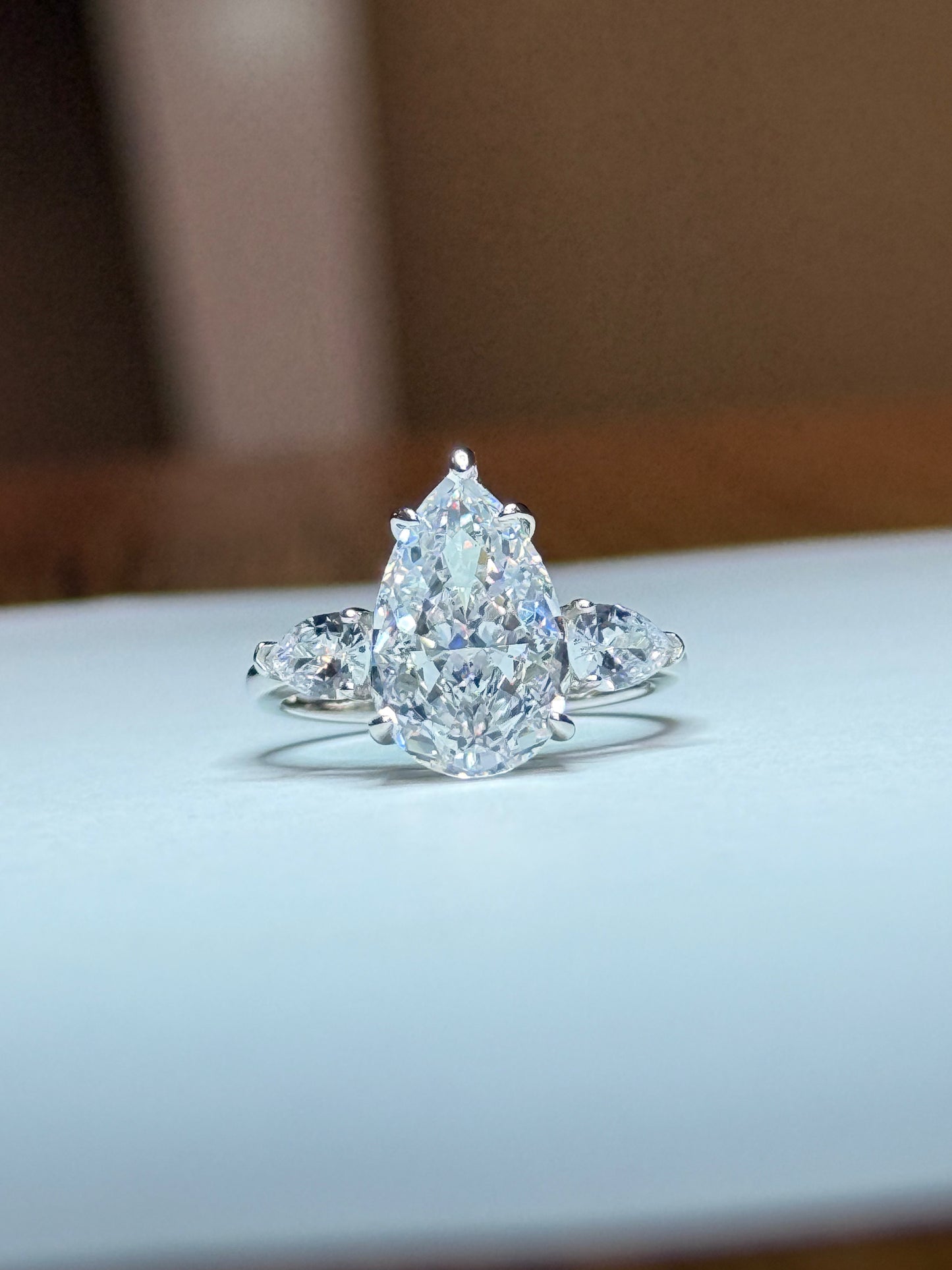 The Sistora 'Stellar Tear' D-Color Three-Stone Pear Ring (925 Silver)