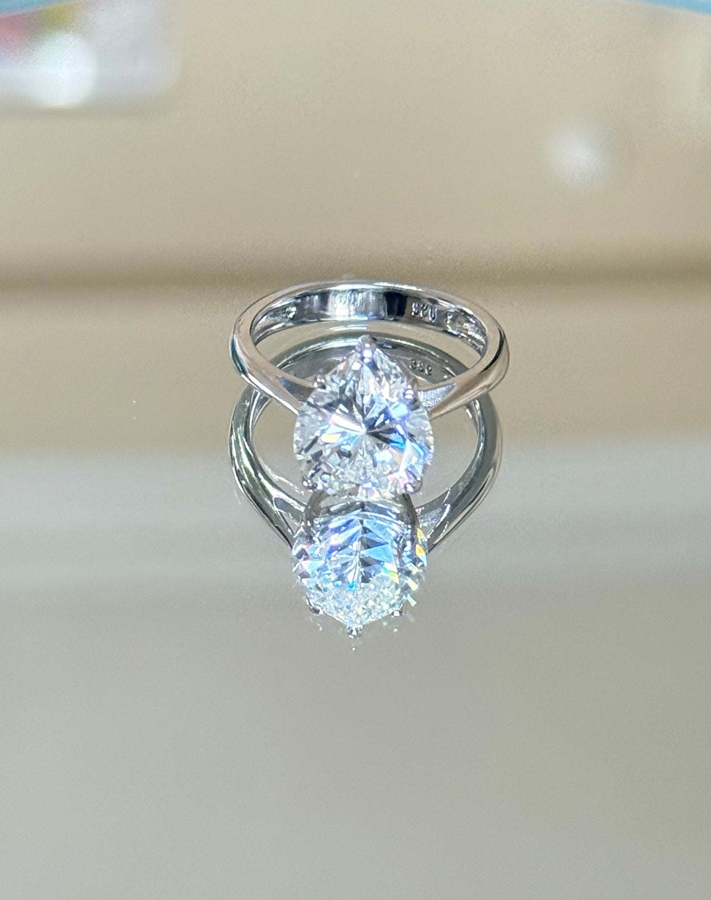 The Sistora 'Lunar Tear' Pear-Cut Moissanite Solitaire Ring (925 Silver)